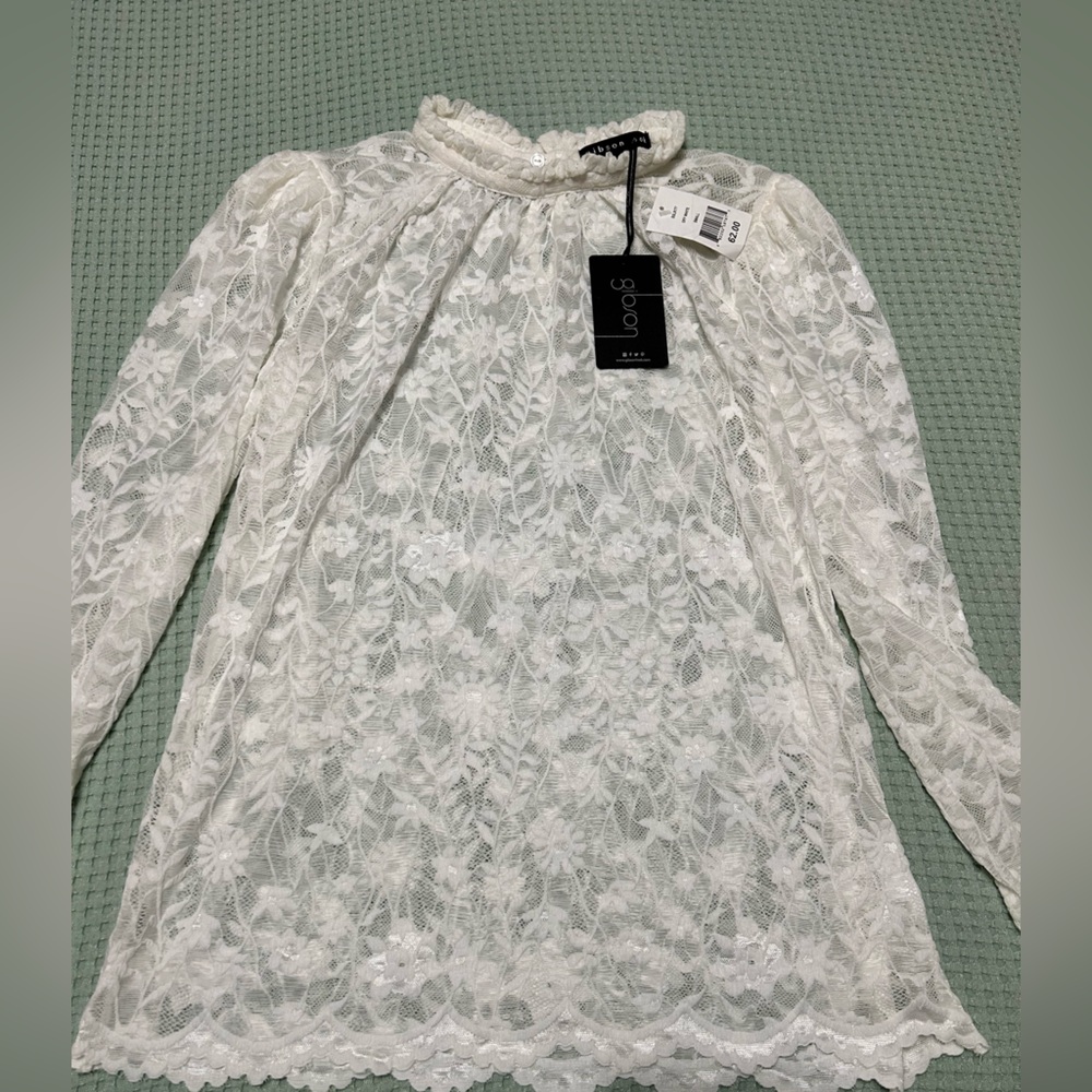 Gibson Off White Lace Blouse - Picture 4 of 7